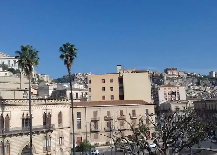 別荘 Casa Merce モーディカ